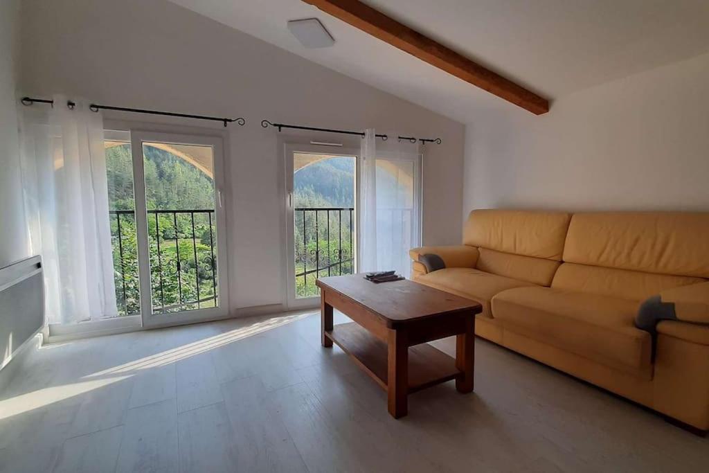 3 Pieces Neuf 65 M² Apartment Rigaud Екстериор снимка